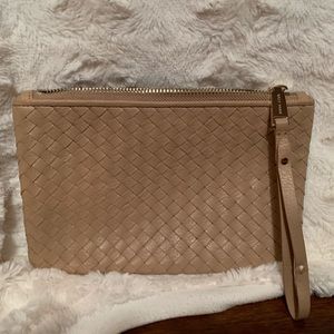 Cole Haan soft leather wristlet EUC